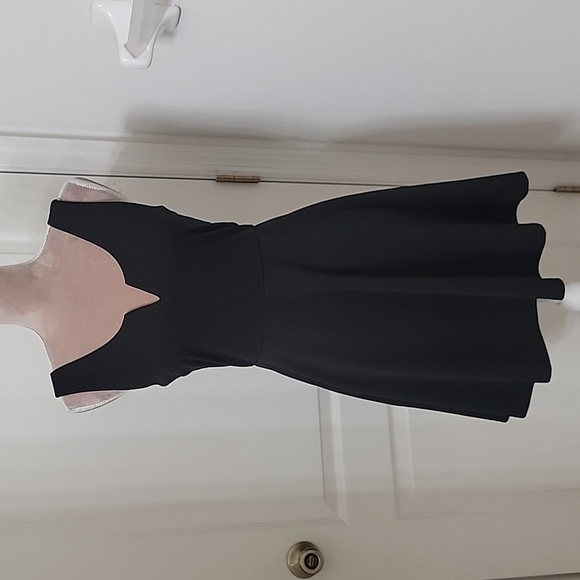 Row A, Size S, Notched V-Neck, Sleeveless Little Black Dress.  Fit & Flare. EUC. - Picture 1 of 13